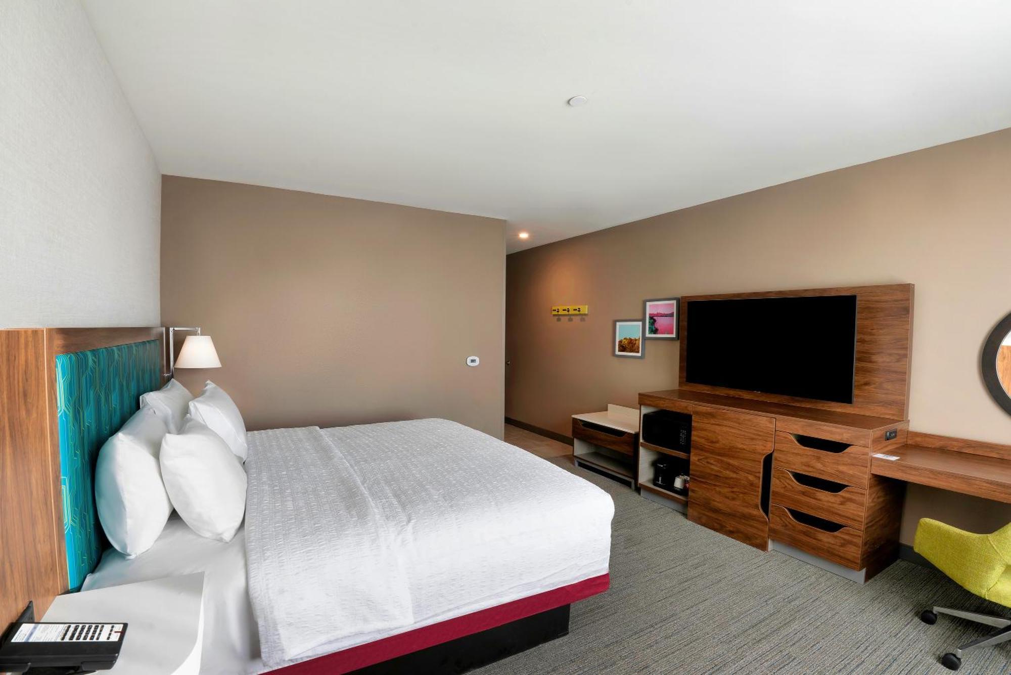 Hampton Inn Needles Bagian luar foto
